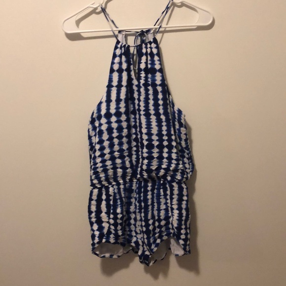 cute romper - Picture 1 of 3